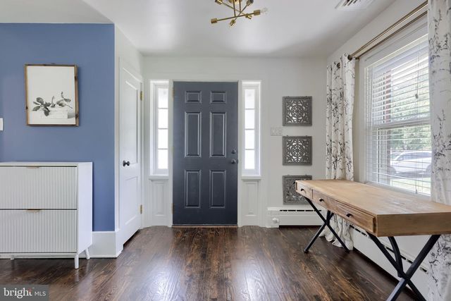 1700 MANOR ST, Columbia, PA 17512