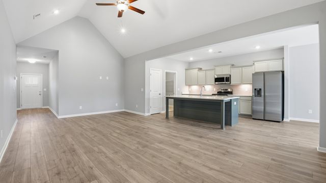 108 Sagewood Drive, Tullahoma, TN 37388