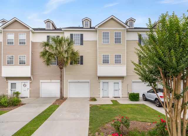 4492 Great Oak Drive, North Charleston, SC 29418