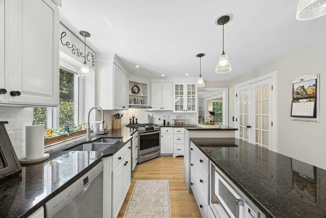 203 Maple St, Douglas, MA 01516