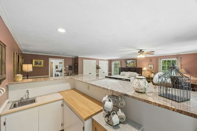 203 Maple St, Douglas, MA 01516