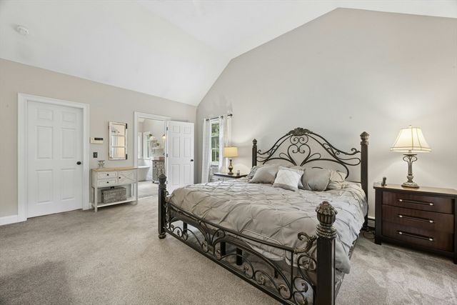 203 Maple St, Douglas, MA 01516