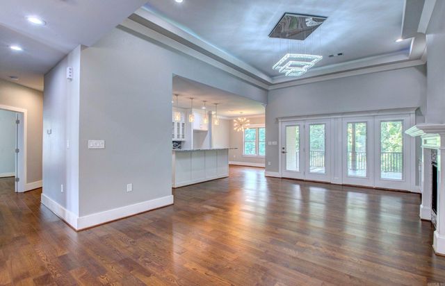8001 Kanis Pines Drive, Little Rock, AR 72204