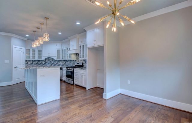 8001 Kanis Pines Drive, Little Rock, AR 72204