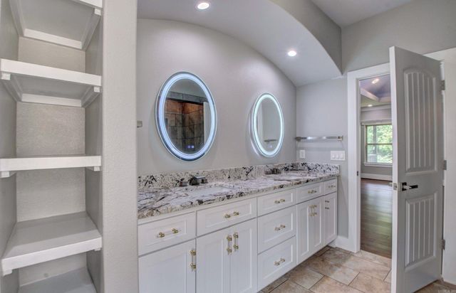 8001 Kanis Pines Drive, Little Rock, AR 72204