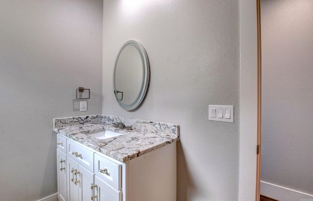8001 Kanis Pines Drive, Little Rock, AR 72204