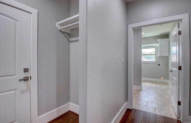 8001 Kanis Pines Drive, Little Rock, AR 72204