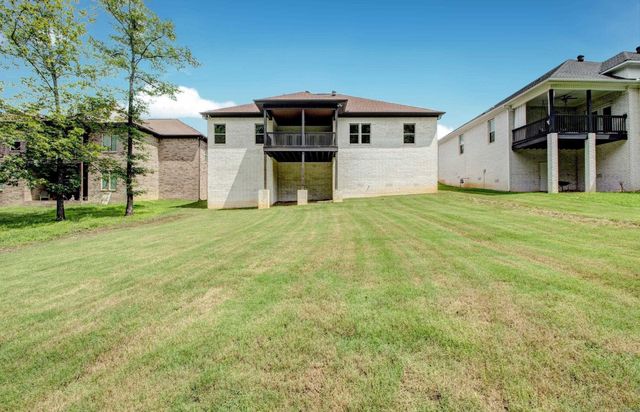 8001 Kanis Pines Drive, Little Rock, AR 72204