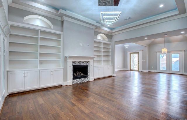 8001 Kanis Pines Drive, Little Rock, AR 72204