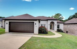 8001 Kanis Pines Drive, Little Rock, AR 72204