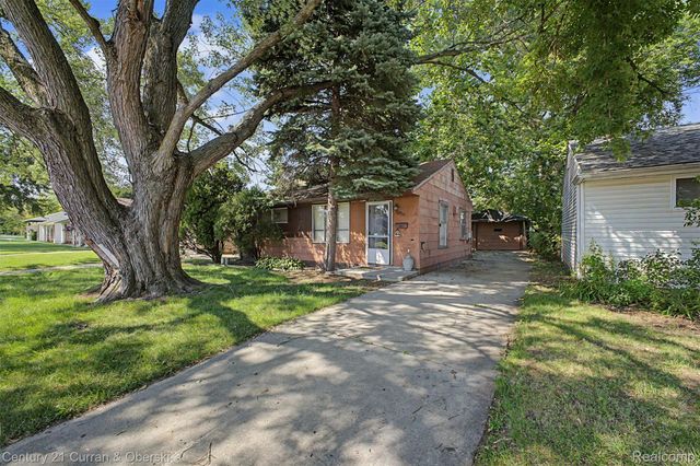 2766 Margaret Street, Melvindale, MI 48122