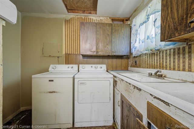 2766 Margaret Street, Melvindale, MI 48122