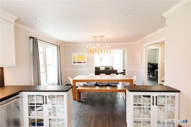 331 Riverside Drive, Fairfield, CT 06824