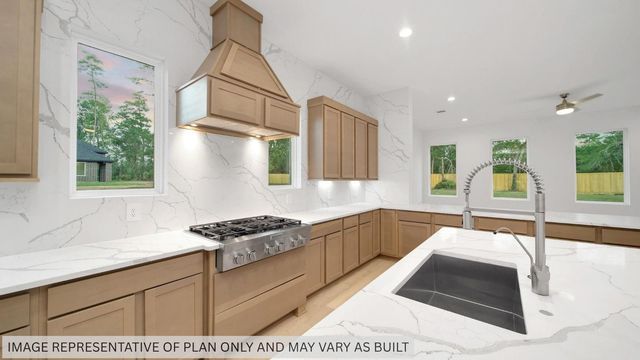 358 Louvenia Court, Pinehurst, TX 77362