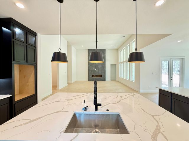 358 Louvenia Court, Pinehurst, TX 77362