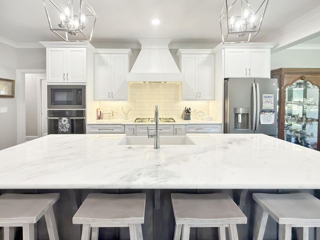 521 Oak Lawn Road, Georgetown, SC 29440