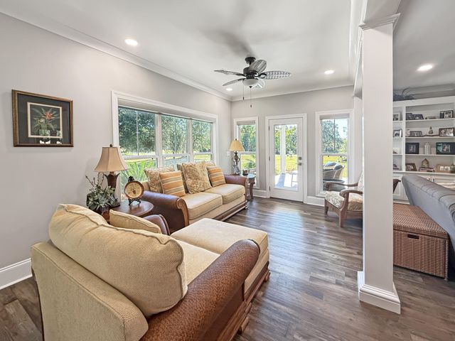 521 Oak Lawn Road, Georgetown, SC 29440