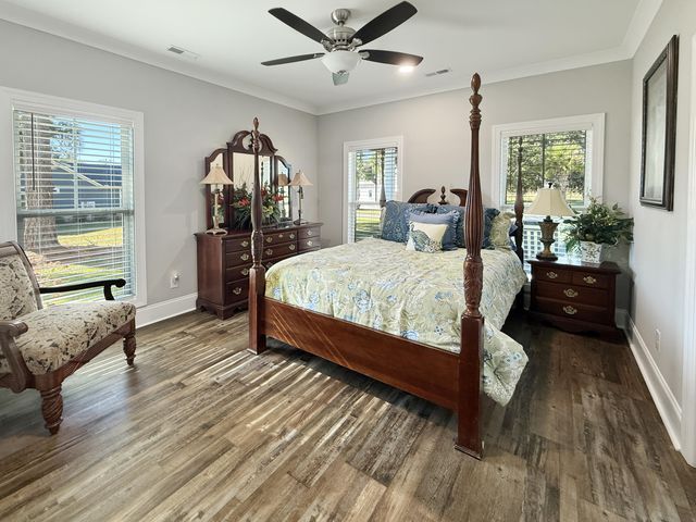 521 Oak Lawn Road, Georgetown, SC 29440