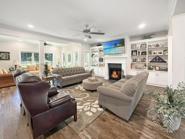 521 Oak Lawn Road, Georgetown, SC 29440