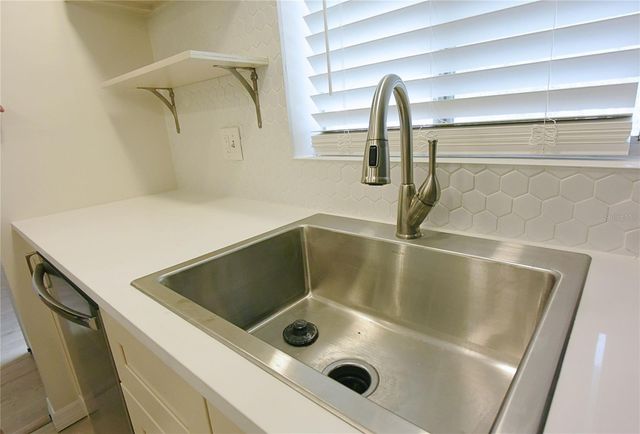 3751 S SCHOOL AVENUE 26, Sarasota, FL 34239