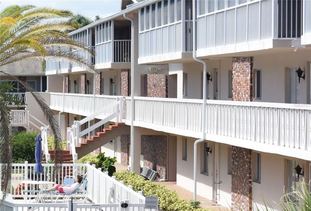 3751 S SCHOOL AVENUE 26, Sarasota, FL 34239