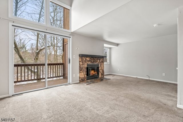 15 Village Way 4, Vernon Twp., NJ 07462