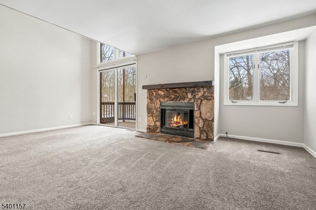 15 Village Way 4, Vernon Twp., NJ 07462