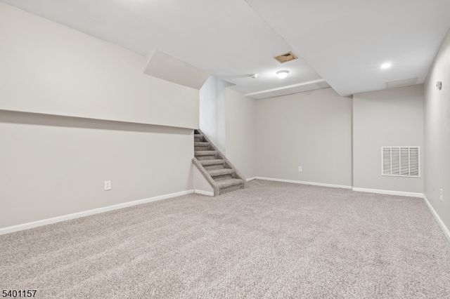 15 Village Way 4, Vernon Twp., NJ 07462