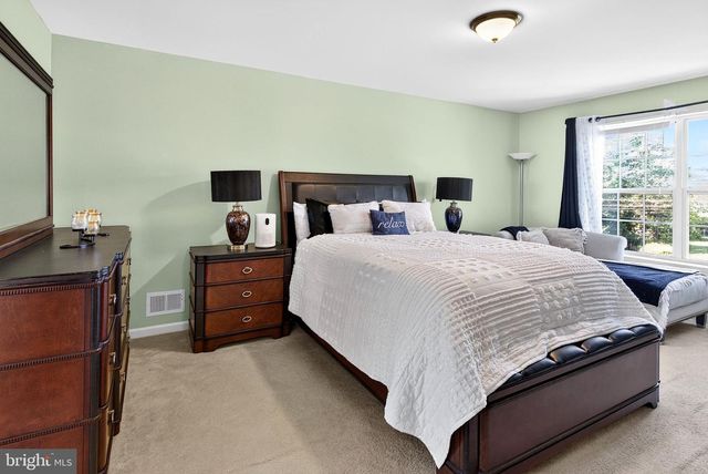 486 WALKER AVE, Ewing, NJ 08628
