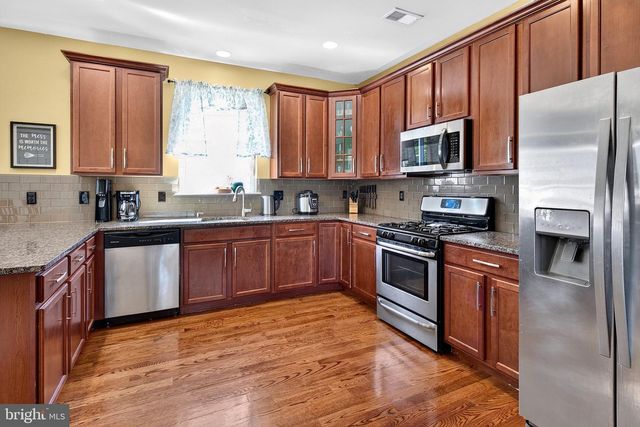 486 WALKER AVE, Ewing, NJ 08628
