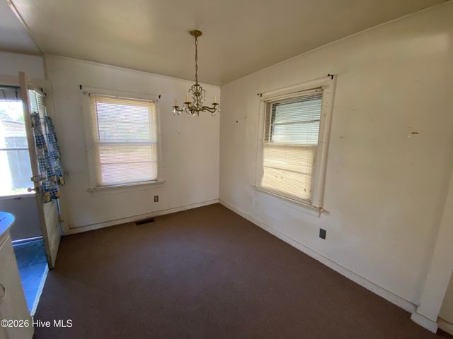 1007 W Washington Avenue, Kinston, NC 28501