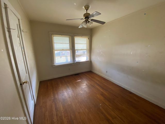 1007 W Washington Avenue, Kinston, NC 28501