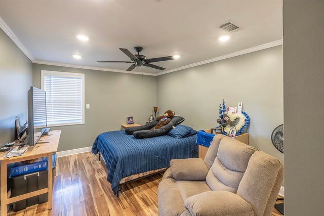 553 Lake Long Drive, Houma, LA 70364