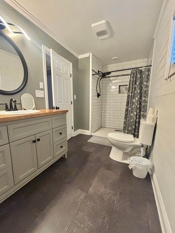 553 Lake Long Drive, Houma, LA 70364