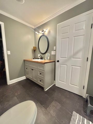 553 Lake Long Drive, Houma, LA 70364