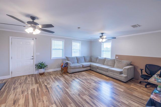 553 Lake Long Drive, Houma, LA 70364