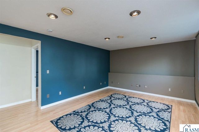 100 Uriah Court, Mankato, MN 56001