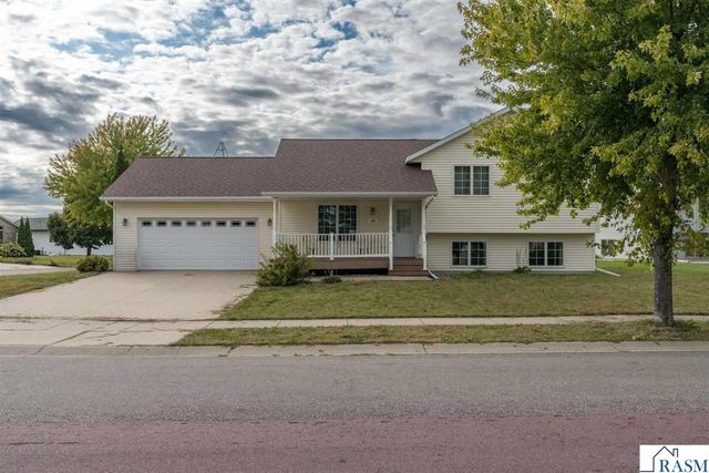 100 Uriah Court, Mankato, MN 56001