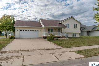 100 Uriah Court, Mankato, MN 56001