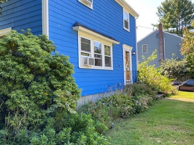 26 Carville 26, Lexington, MA 02421