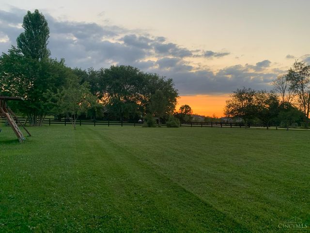 1033 Settlemire Road, Lebanon, OH 45036