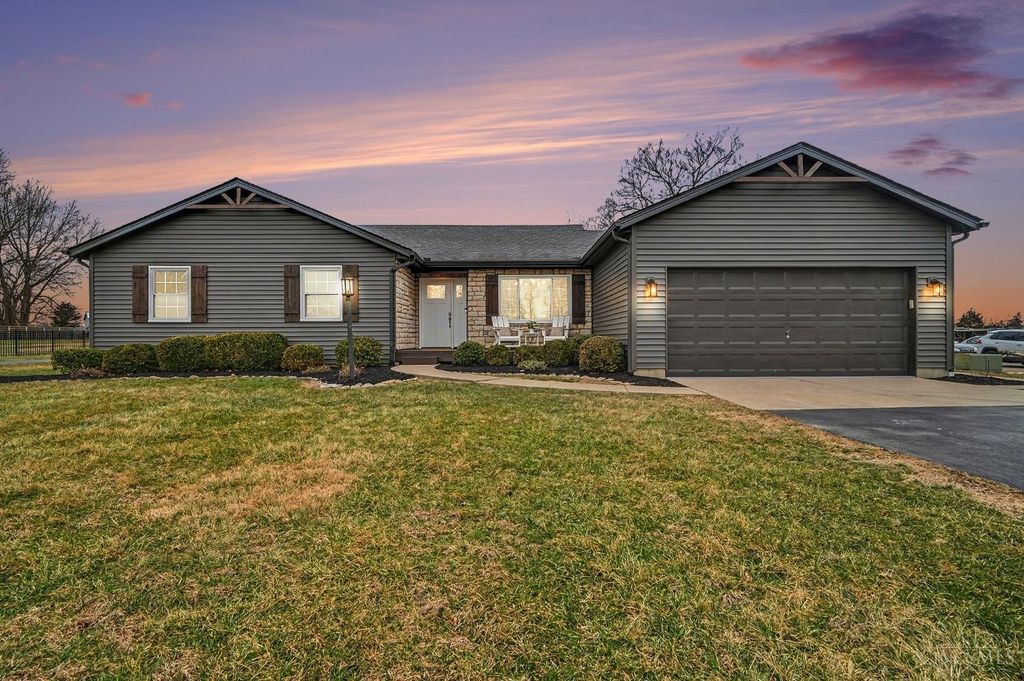 1033 Settlemire Road, Lebanon, OH 45036