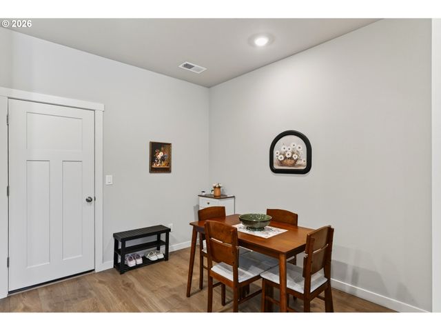 7004 Se BUTTERNUT CREEK Pkwy, Hillsboro, OR 97123