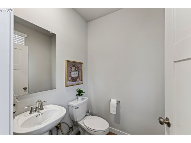 7004 Se BUTTERNUT CREEK Pkwy, Hillsboro, OR 97123