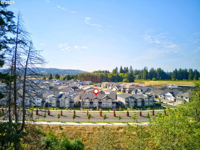 7004 Se BUTTERNUT CREEK Pkwy, Hillsboro, OR 97123