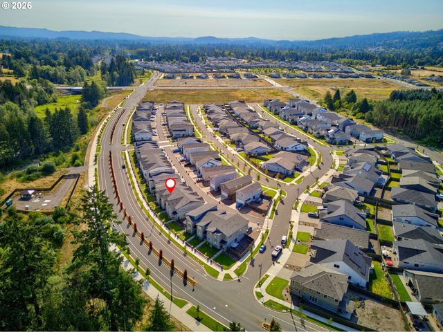 7004 Se BUTTERNUT CREEK Pkwy, Hillsboro, OR 97123