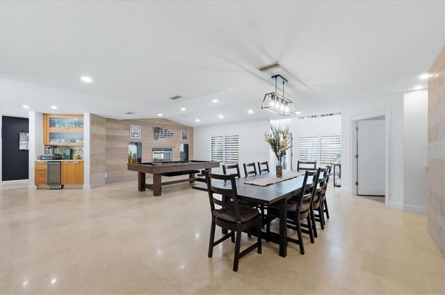 829 IDLEWILD WAY, Sarasota, FL 34242
