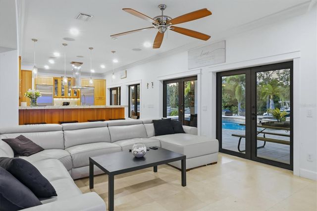 829 IDLEWILD WAY, Sarasota, FL 34242