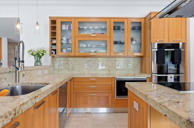 829 IDLEWILD WAY, Sarasota, FL 34242