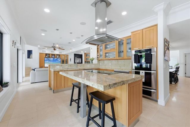 829 IDLEWILD WAY, Sarasota, FL 34242